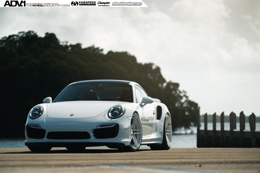 Porsche 911 Turbo S on ADV.1 Wheels (ADV05MV2CS) '2015